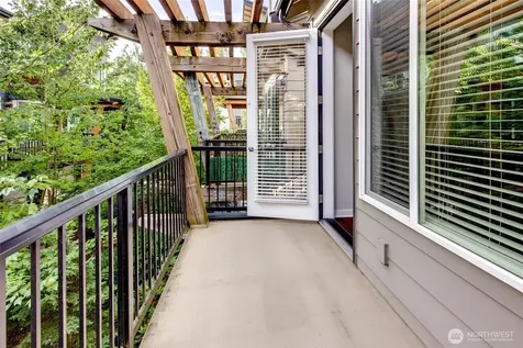19225 Damson Road Lynnwood WA 98036
