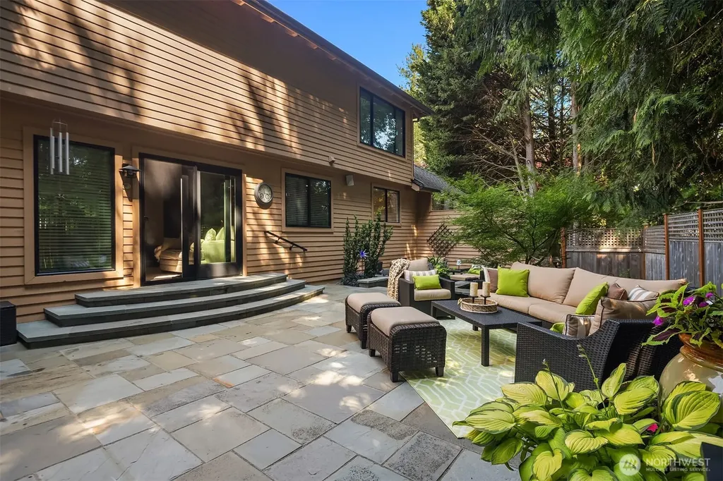 4402 170th Court NE Redmond WA 98052