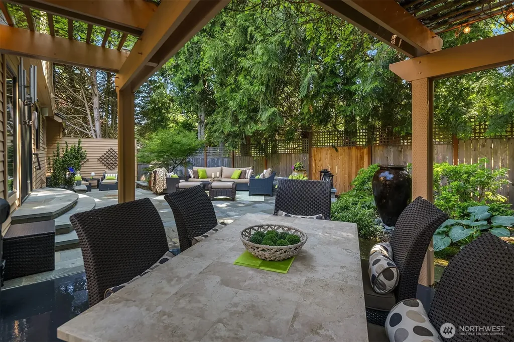 4402 170th Court NE Redmond WA 98052