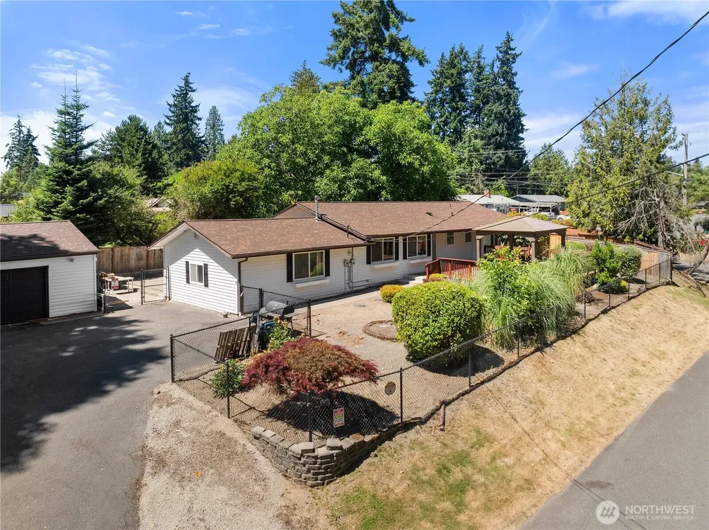34203 44th Avenue S Auburn WA 98001