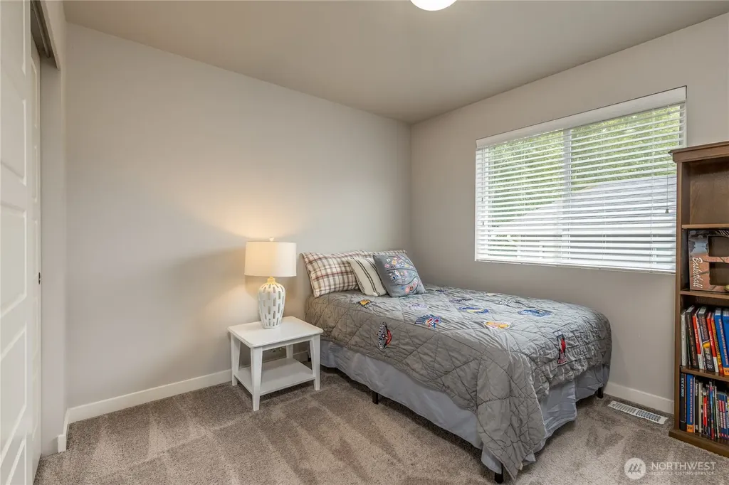 29324 122nd Place SE Auburn WA 98092