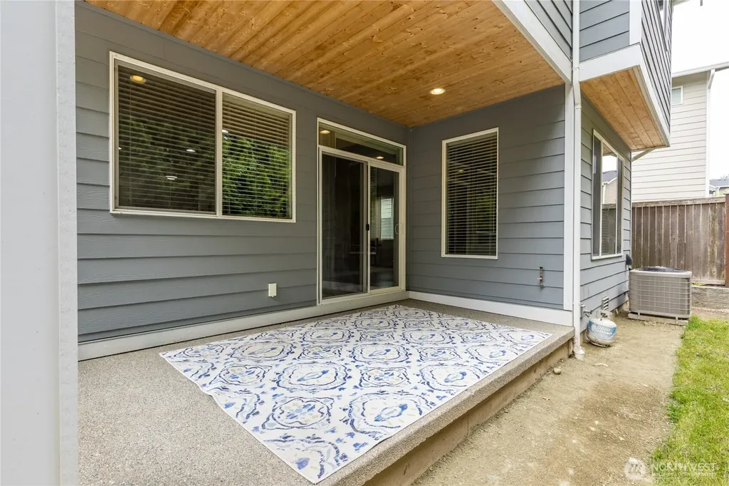 29324 122nd Place SE Auburn WA 98092