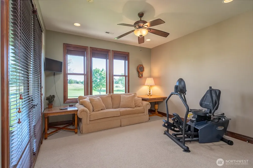 6589 Eagle Drive NE Moses Lake WA 98837