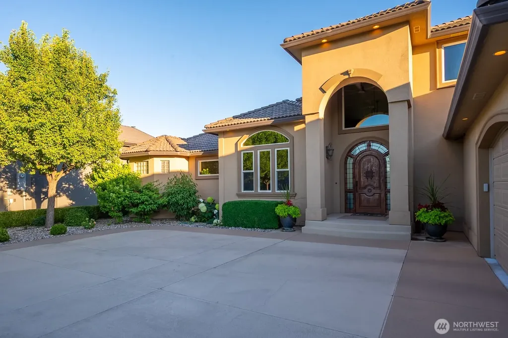 6589 Eagle Drive NE Moses Lake WA 98837