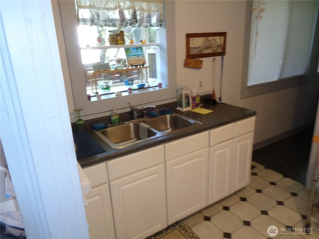 26 Viewcrest Drive Copalis Beach WA 98535