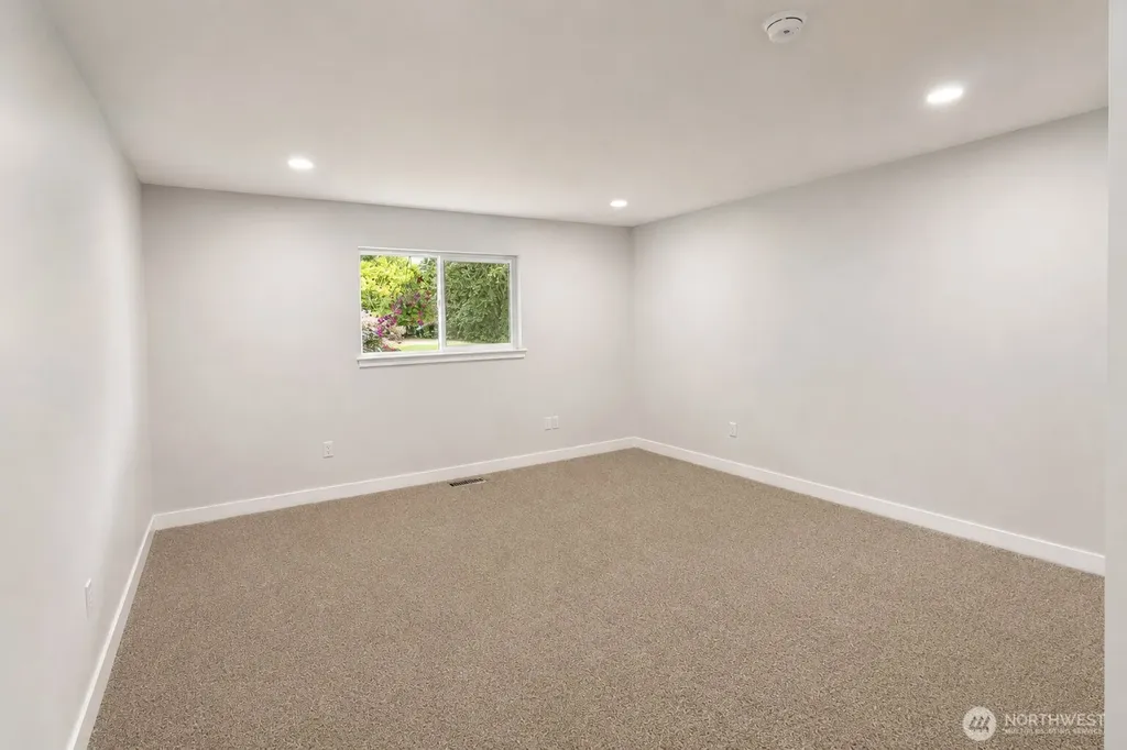 8410 Kaster Drive NE Bremerton WA 98311