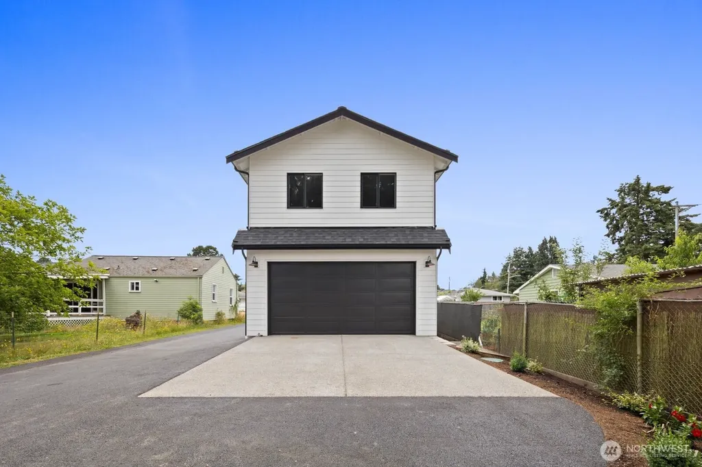 7638 S J Street Tacoma WA 98408