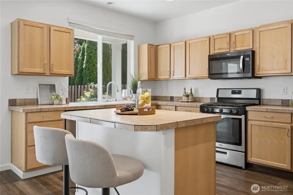 5928 Elizabeth Avenue SE Auburn WA 98092