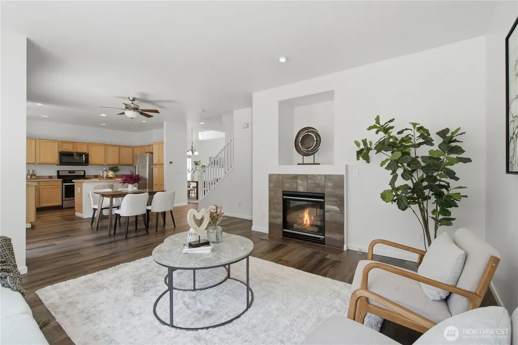 5928 Elizabeth Avenue SE Auburn WA 98092
