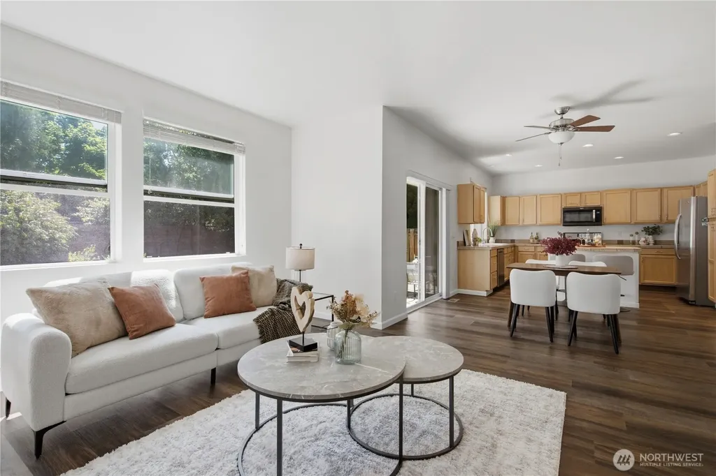 5928 Elizabeth Avenue SE Auburn WA 98092