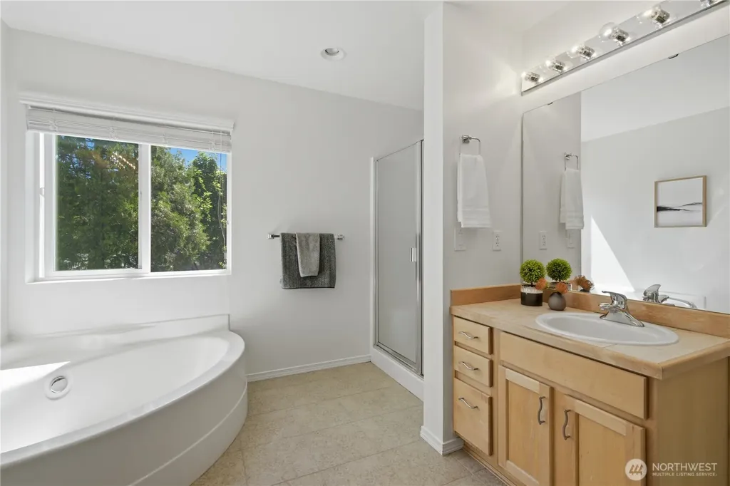 5928 Elizabeth Avenue SE Auburn WA 98092