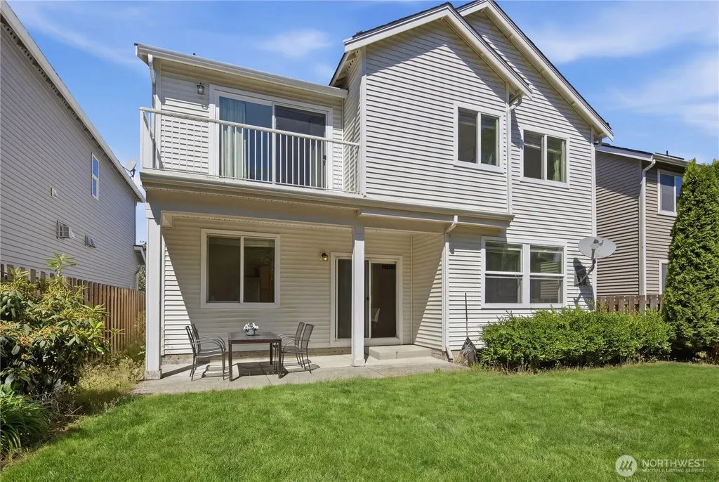 5928 Elizabeth Avenue SE Auburn WA 98092