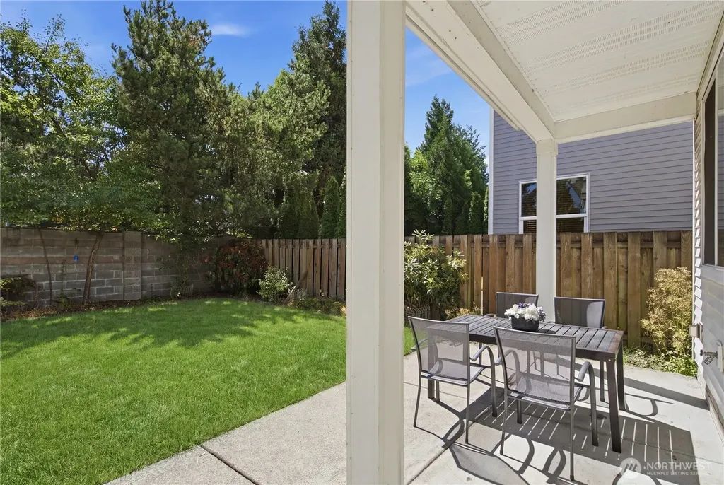 5928 Elizabeth Avenue SE Auburn WA 98092