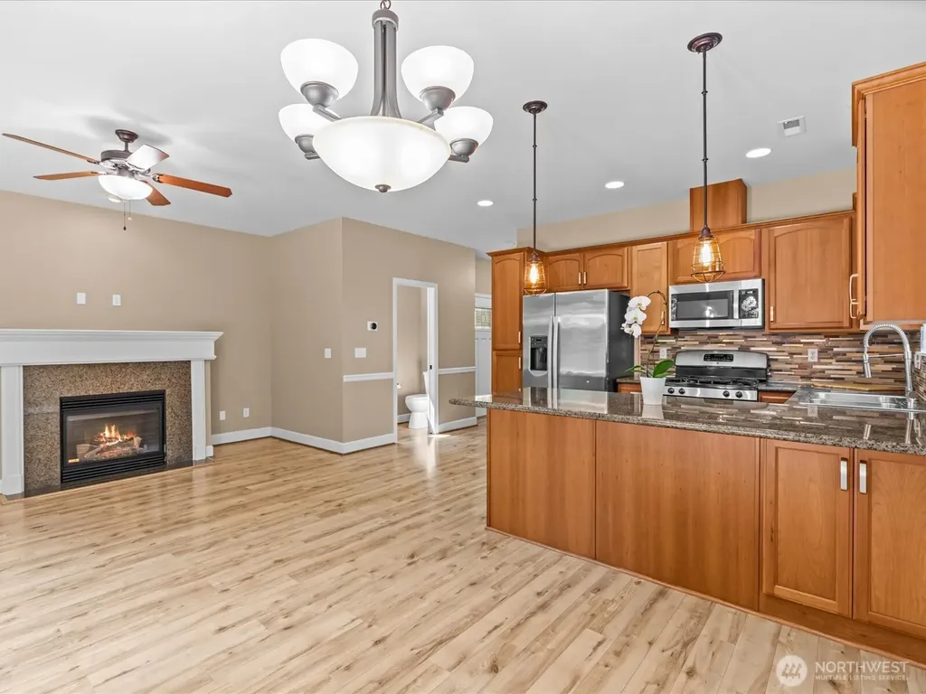 16282 2nd Pl S Burien WA 98148