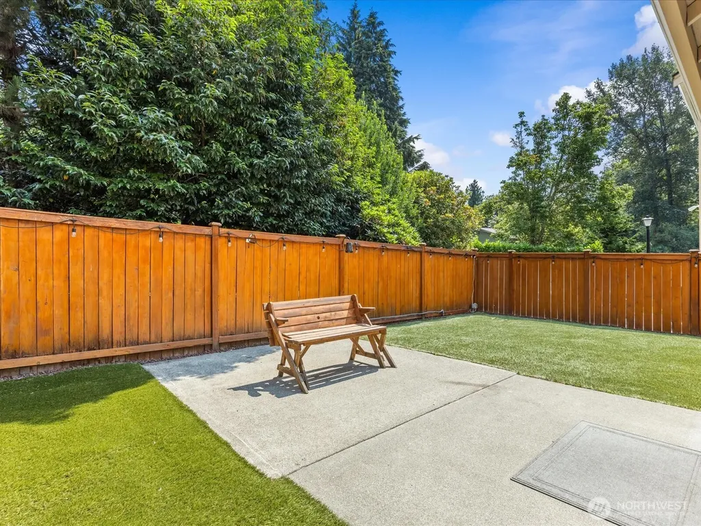 16282 2nd Pl S Burien WA 98148
