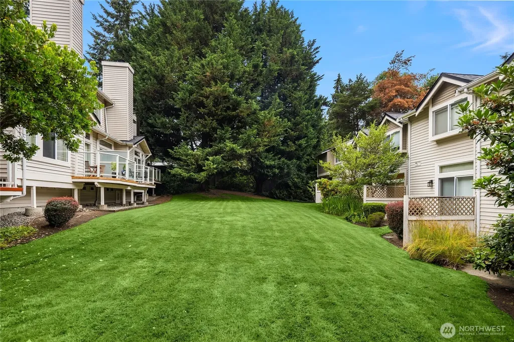 12440 NE 7th Place Bellevue WA 98005