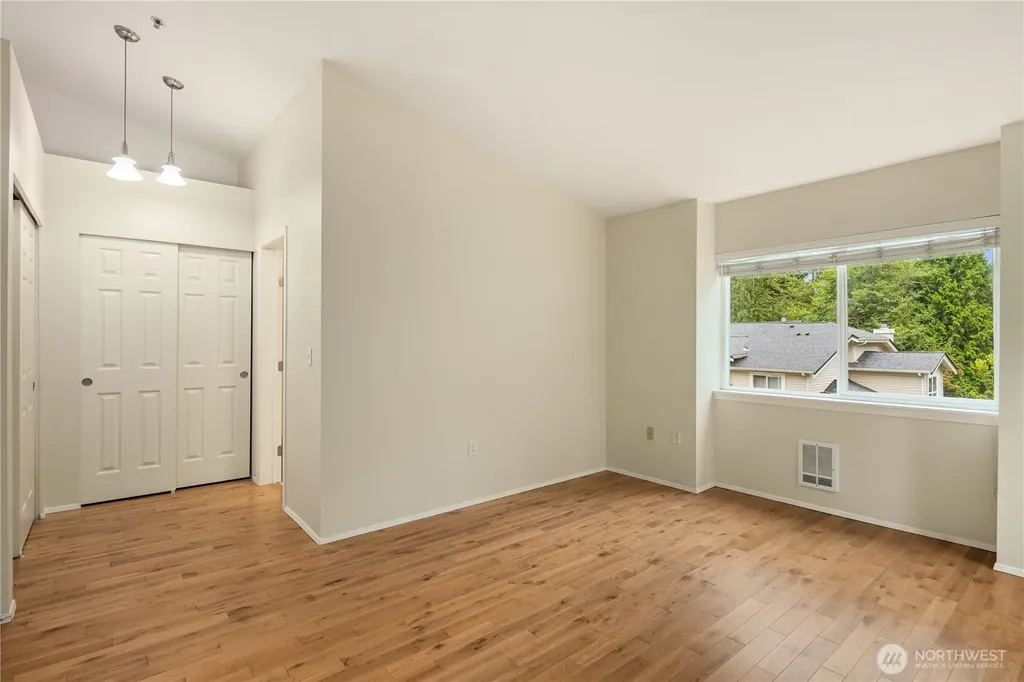 12440 NE 7th Place Bellevue WA 98005