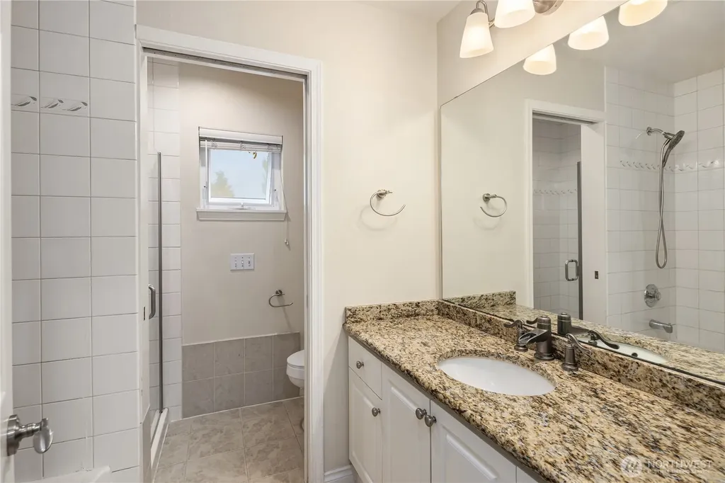 12440 NE 7th Place Bellevue WA 98005