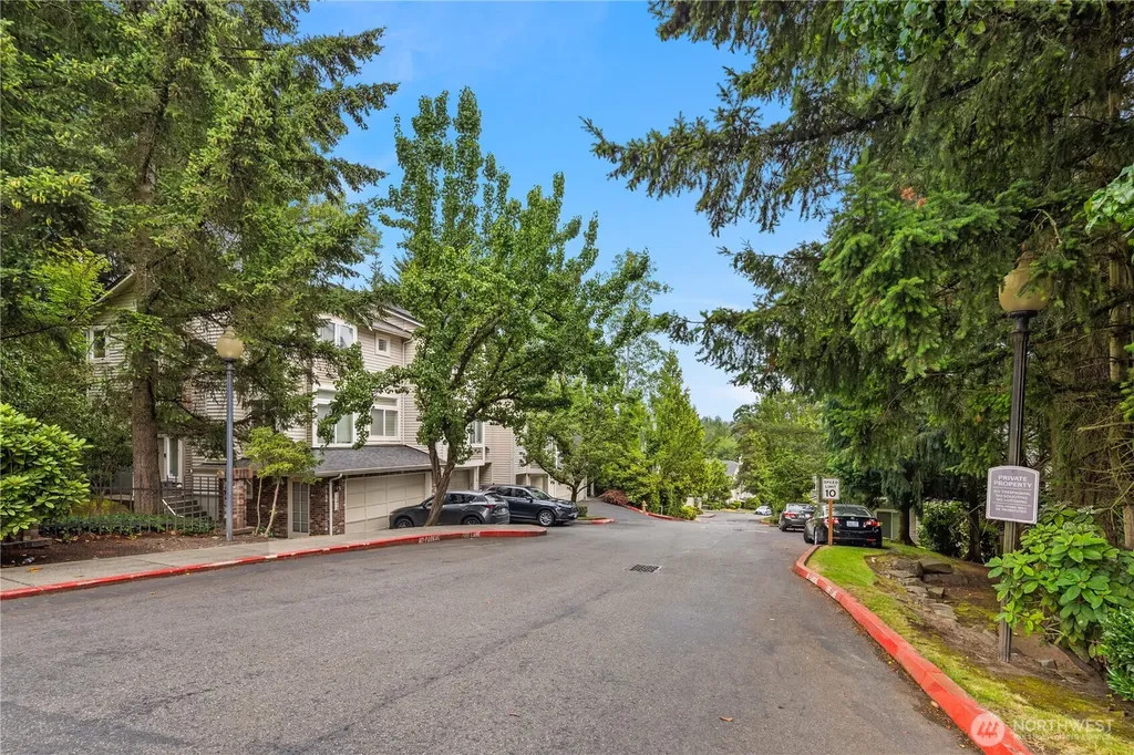12440 NE 7th Place Bellevue WA 98005