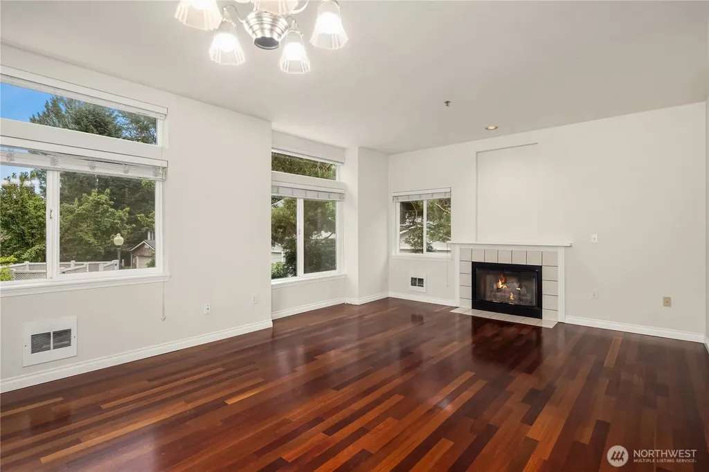 12440 NE 7th Place Bellevue WA 98005