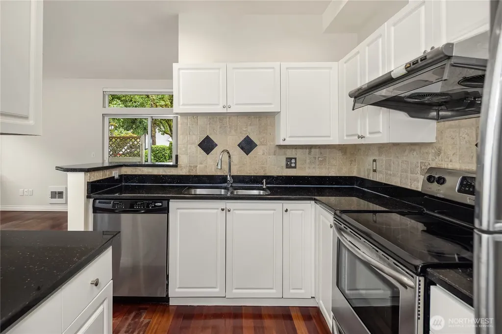 12440 NE 7th Place Bellevue WA 98005