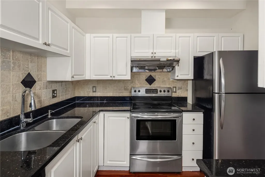 12440 NE 7th Place Bellevue WA 98005