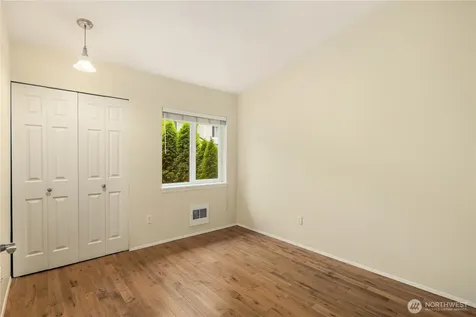 12440 NE 7th Place Bellevue WA 98005