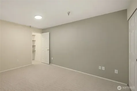 12440 NE 7th Place Bellevue WA 98005