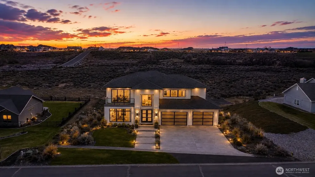 7382 Dune Lake Road SE Moses Lake WA 98837