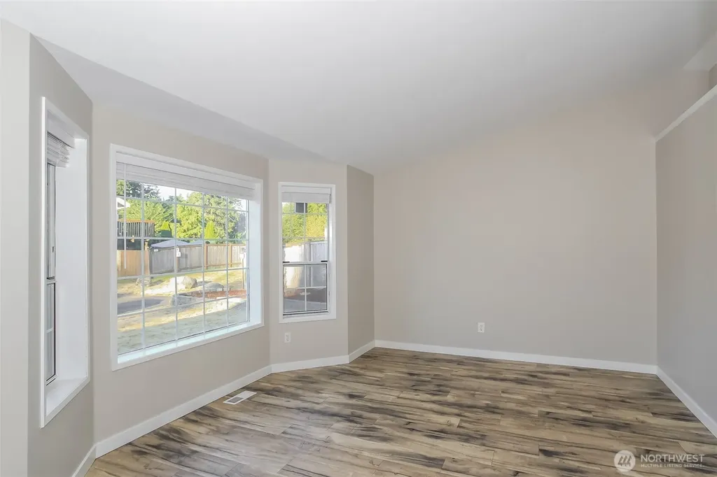 7603 153rd Street E Puyallup WA 98375