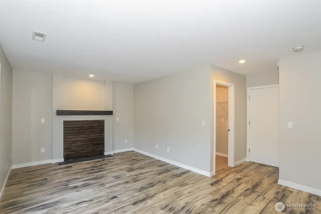 7603 153rd Street E Puyallup WA 98375