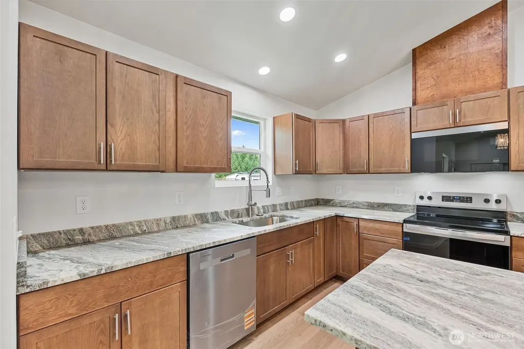 903 Byham Road Winlock WA 98596