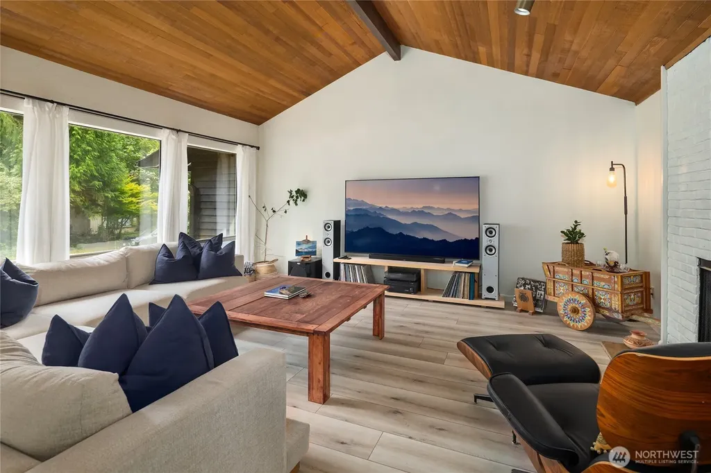 14642 NE 174th Street Woodinville WA 98072