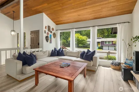 14642 NE 174th Street Woodinville WA 98072