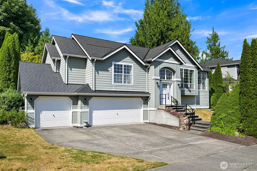 912 S Hills Drive Bellingham WA 98229