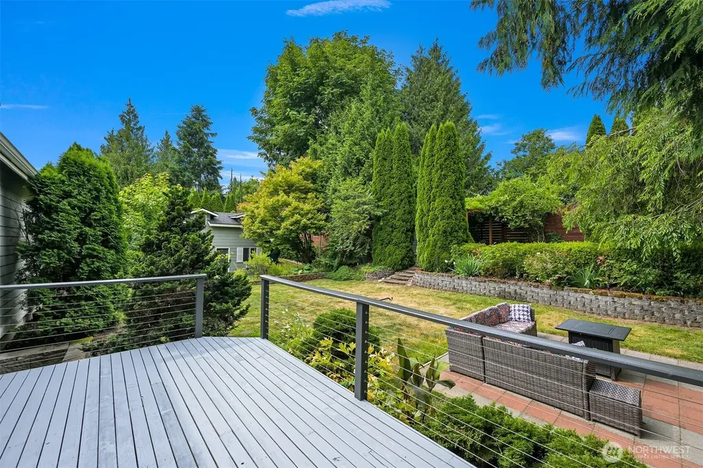 912 S Hills Drive Bellingham WA 98229