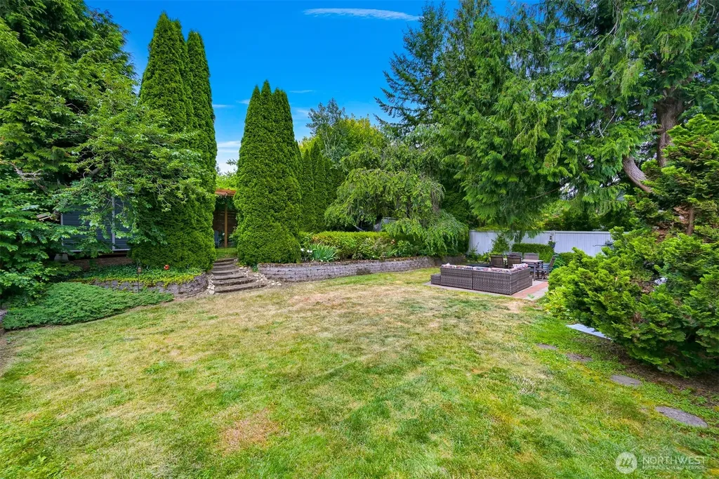 912 S Hills Drive Bellingham WA 98229