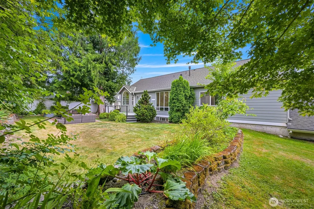 912 S Hills Drive Bellingham WA 98229