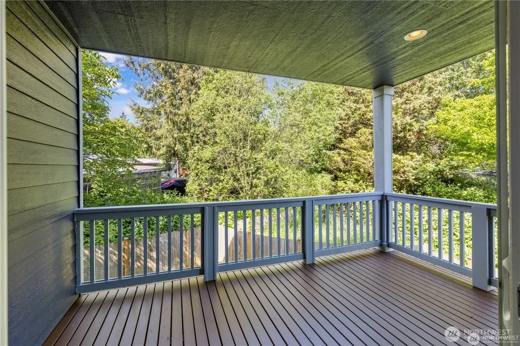 16611 48th Avenue W Edmonds WA 98026
