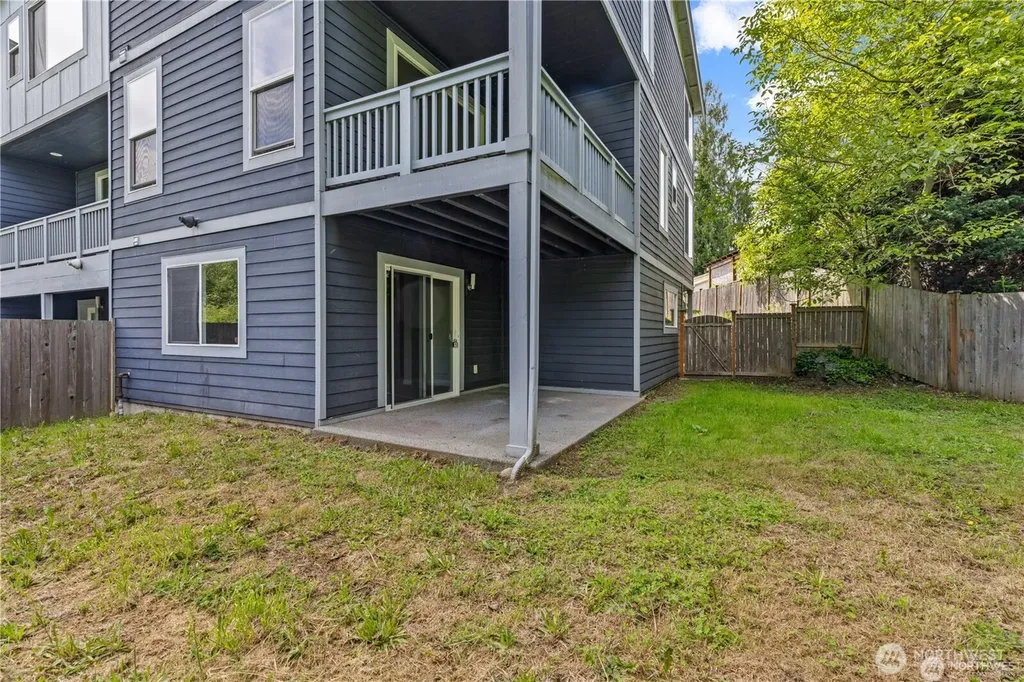 16611 48th Avenue W Edmonds WA 98026