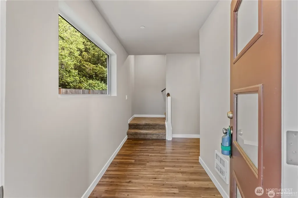 16611 48th Avenue W Edmonds WA 98026