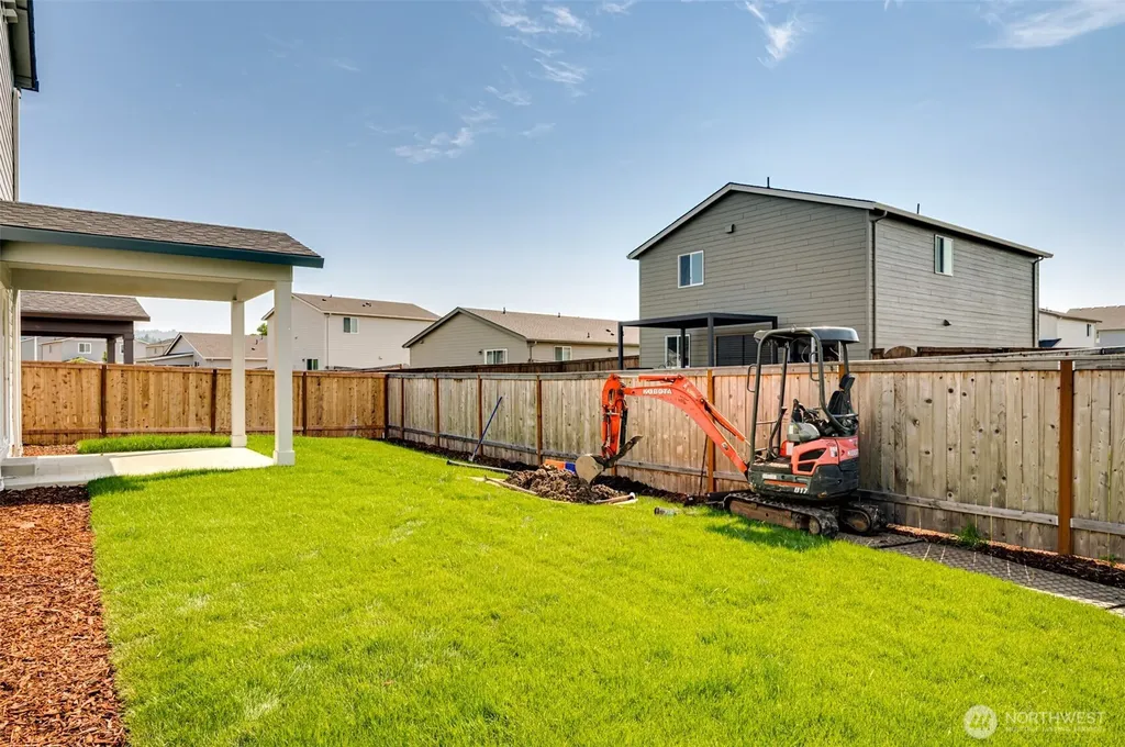2016 Henderson Way Longview WA 98632