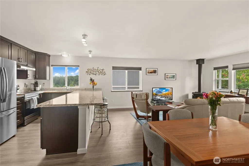 193 NE Max William Loop Poulsbo WA 98370