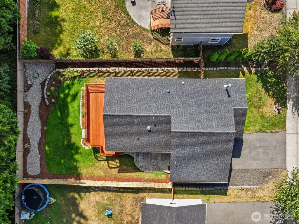193 NE Max William Loop Poulsbo WA 98370