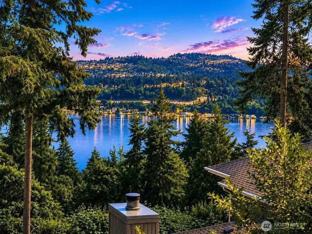 4739 Fernridge Lane Mercer Island WA 98040