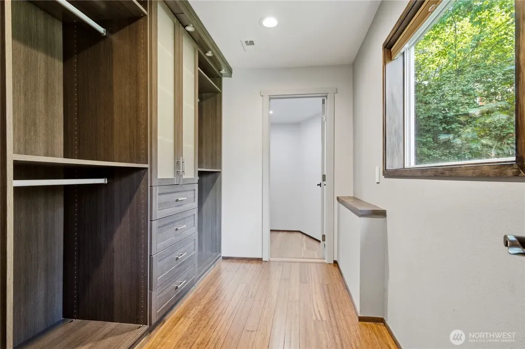 4739 Fernridge Lane Mercer Island WA 98040