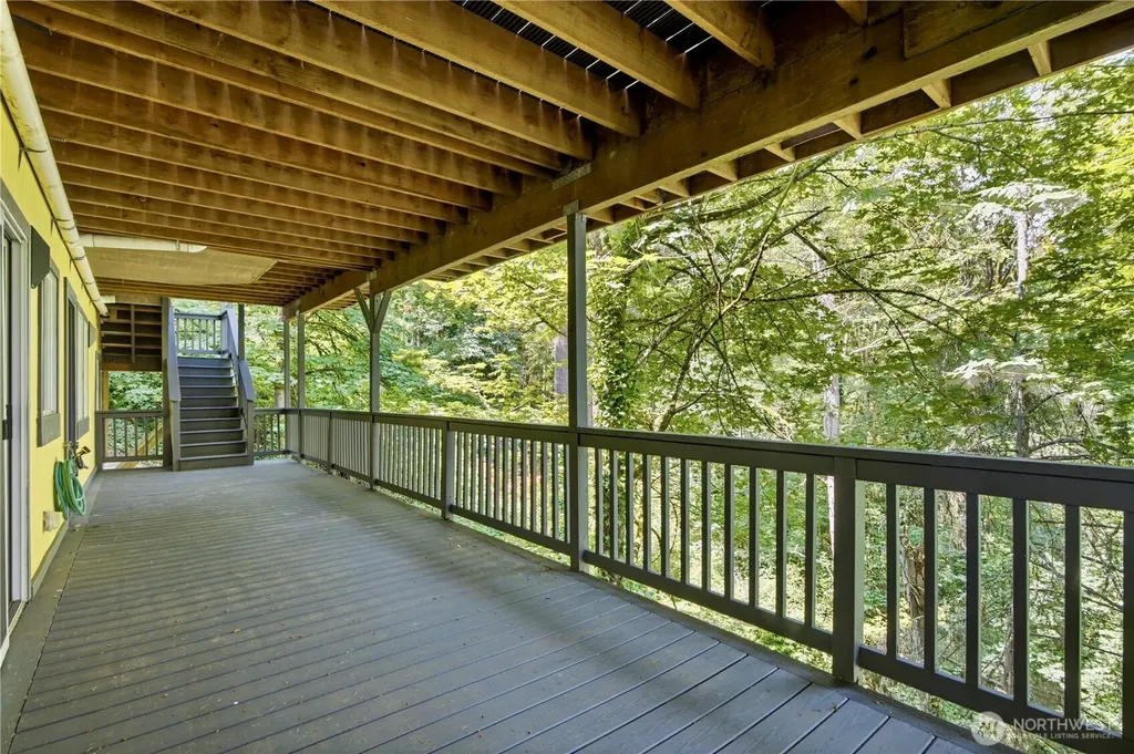 4739 Fernridge Lane Mercer Island WA 98040