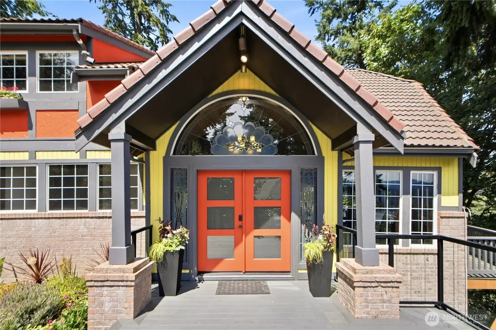 4739 Fernridge Lane Mercer Island WA 98040
