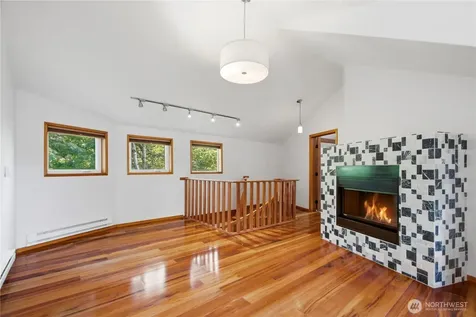 4739 Fernridge Lane Mercer Island WA 98040