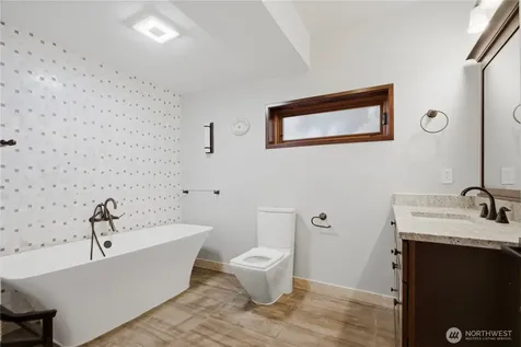 4739 Fernridge Lane Mercer Island WA 98040